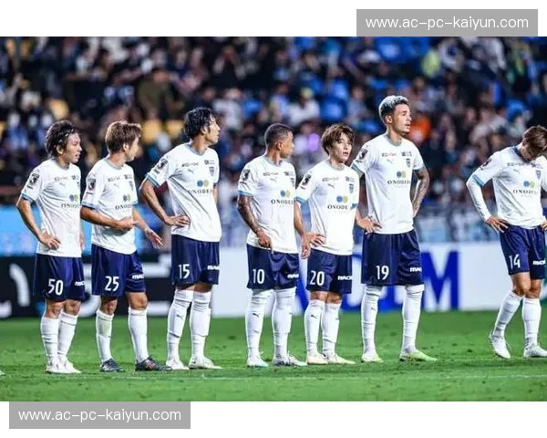 蓝黑与红白：大阪钢巴与鹿岛鹿角，一场关西与关东的宿命对决